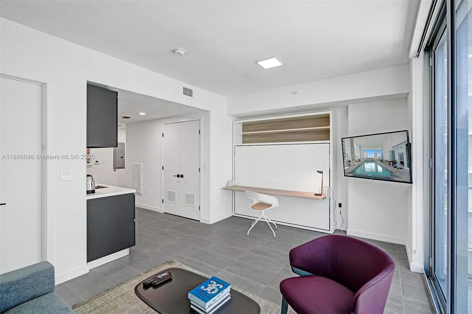 227 NE 2nd St, #1610