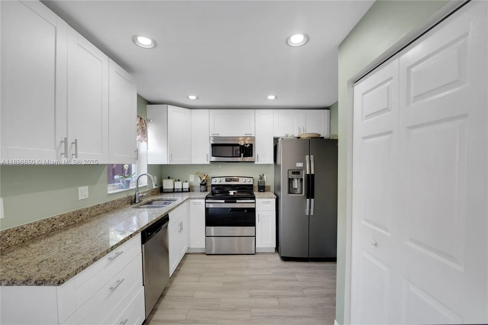 2888 NW 99th Ter