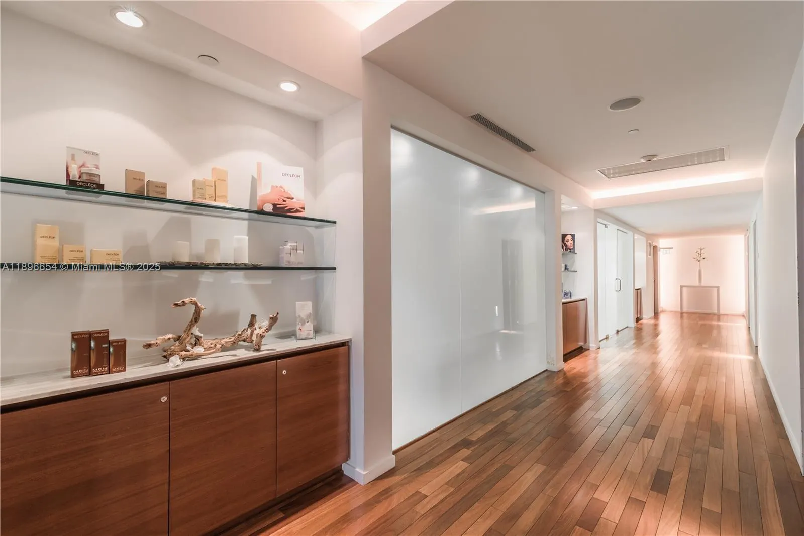 1040 Biscayne Blvd, #3007