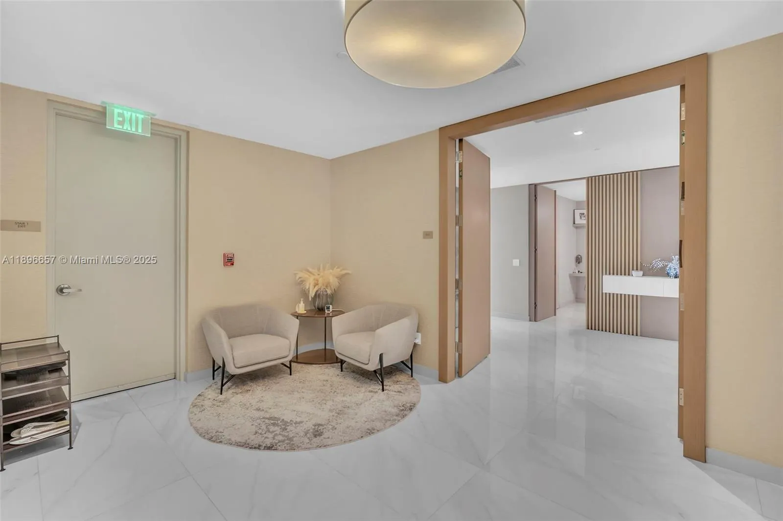 18975 Collins Ave, #3503