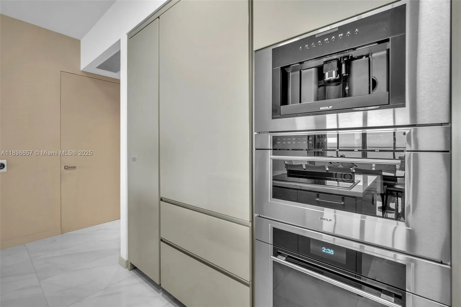 18975 Collins Ave, #3503