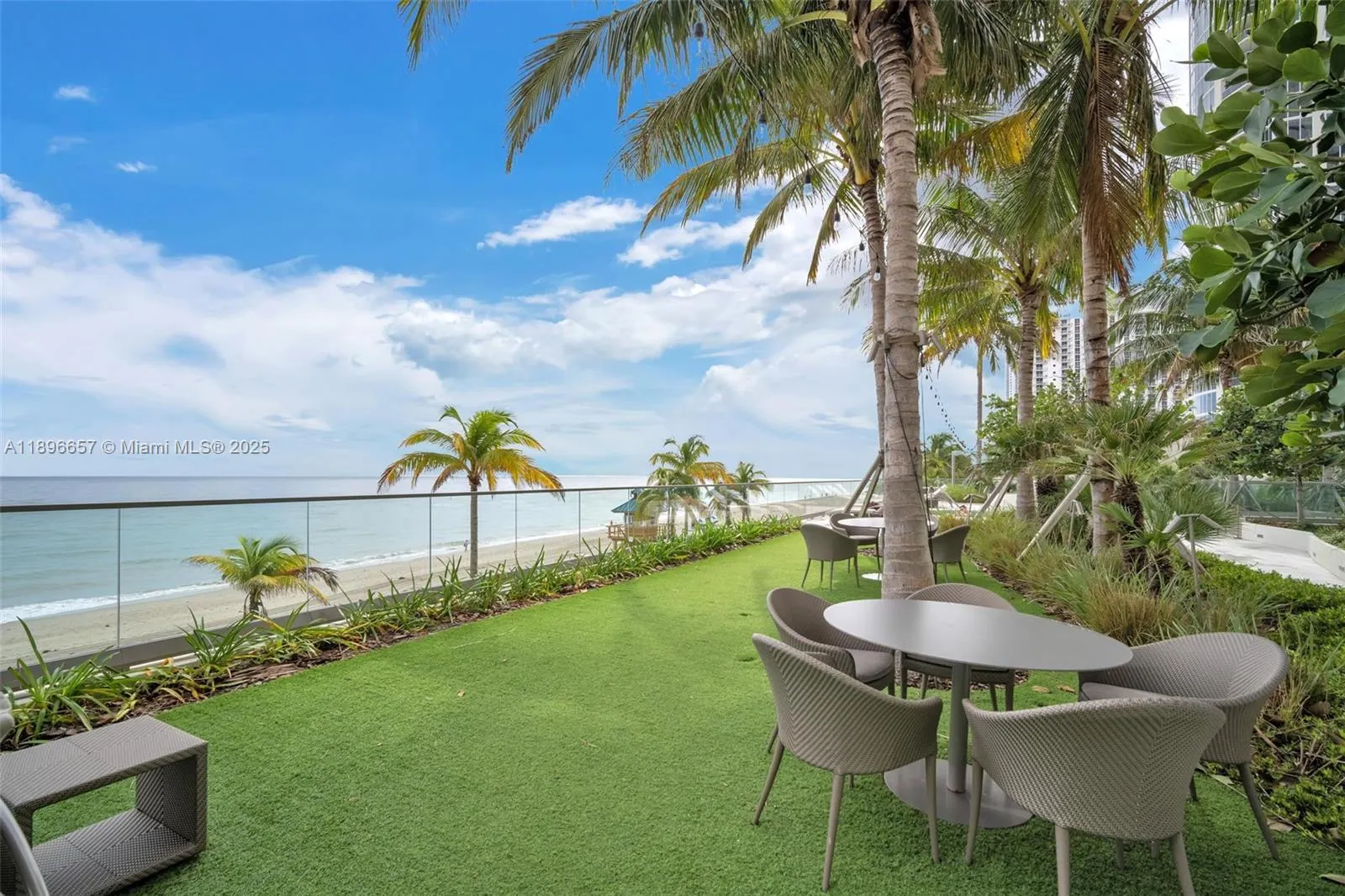 18975 Collins Ave, #3503