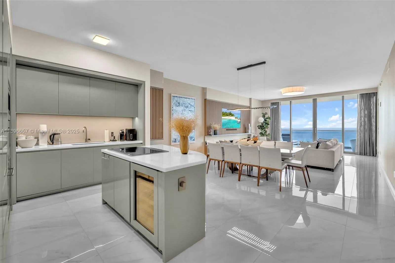 18975 Collins Ave, #3503
