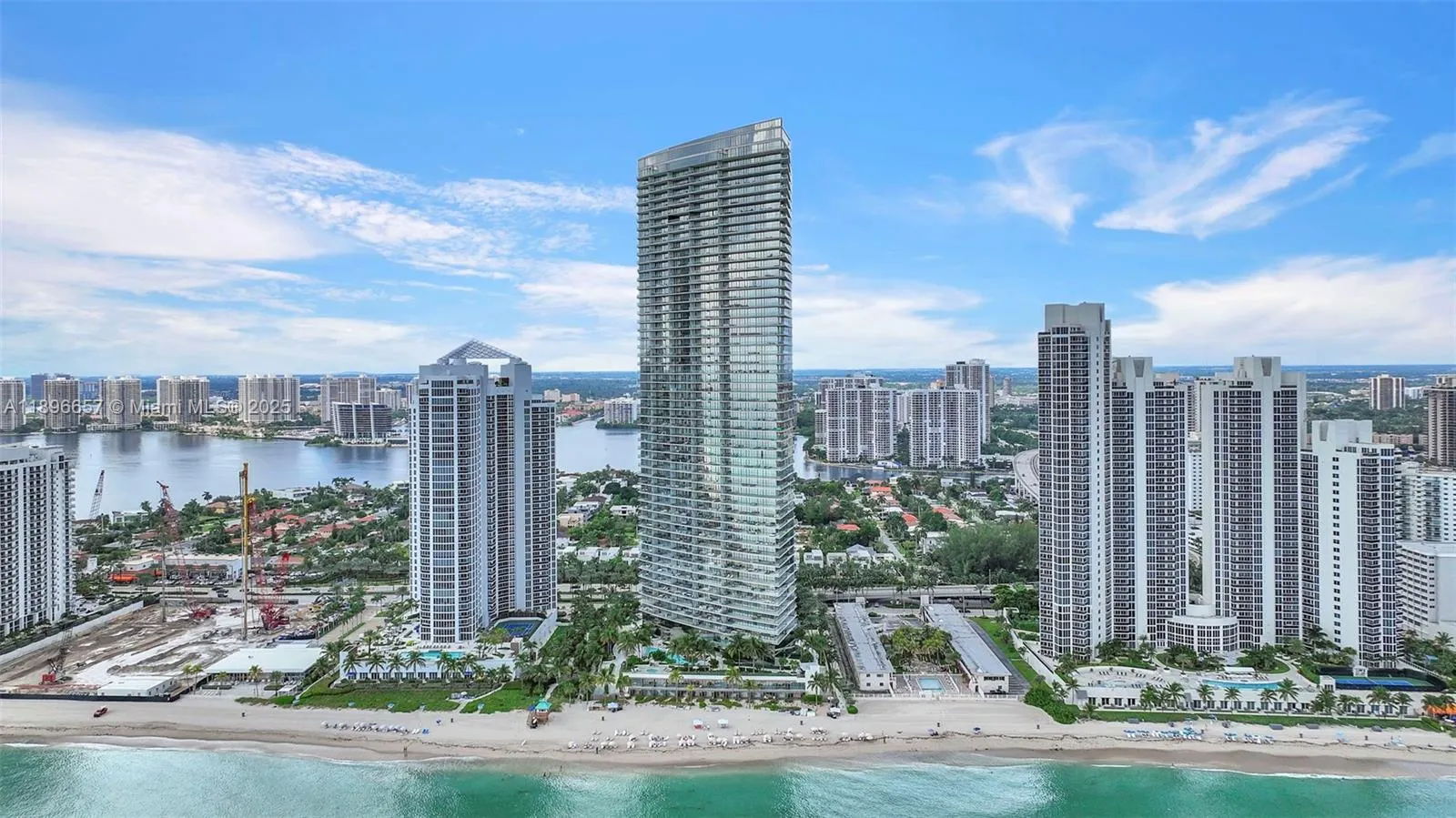 18975 Collins Ave, #3503