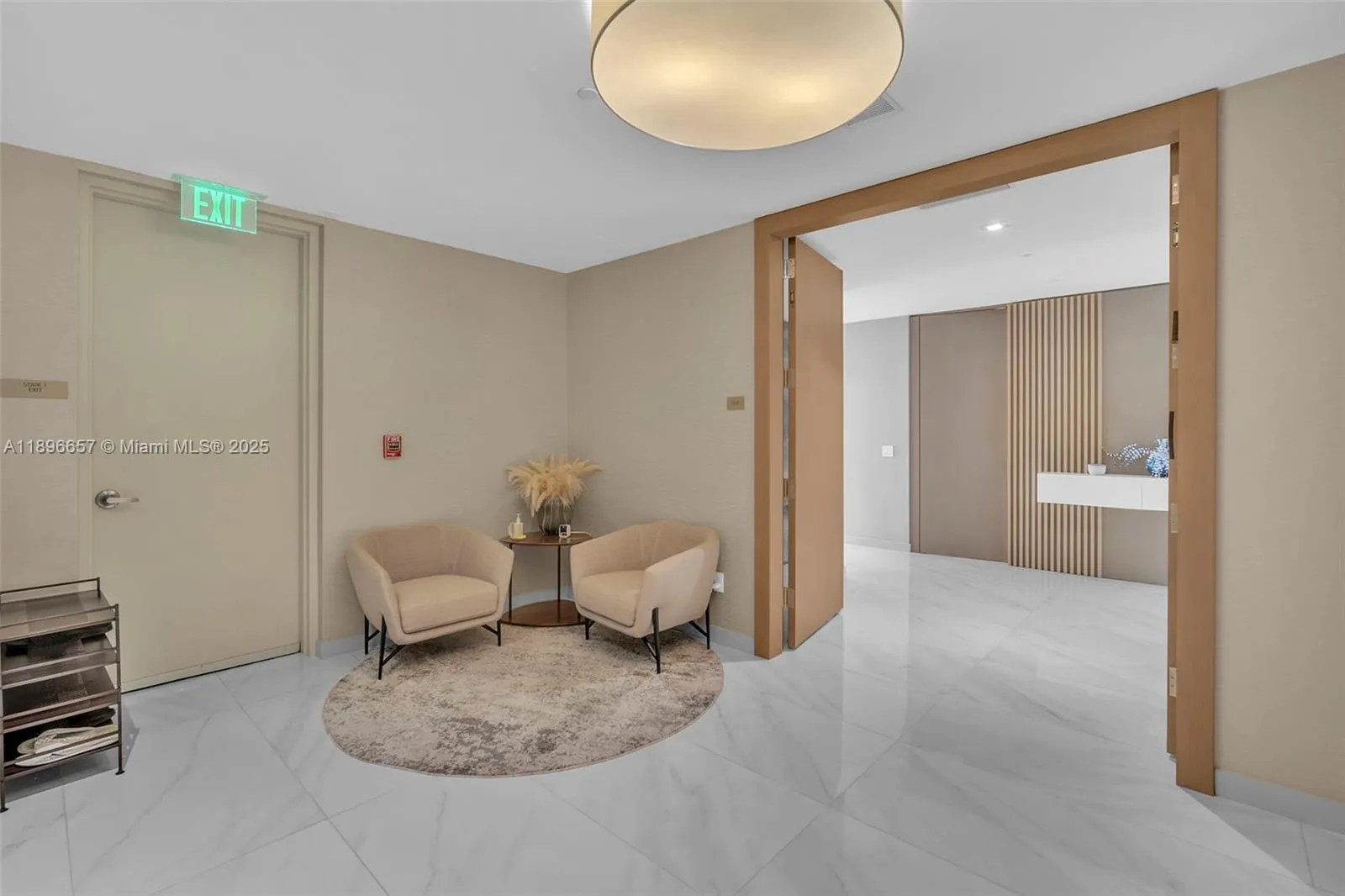 18975 Collins Ave, #3503