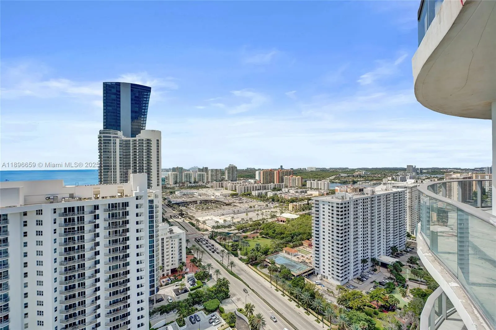17475 Collins Ave, #2302