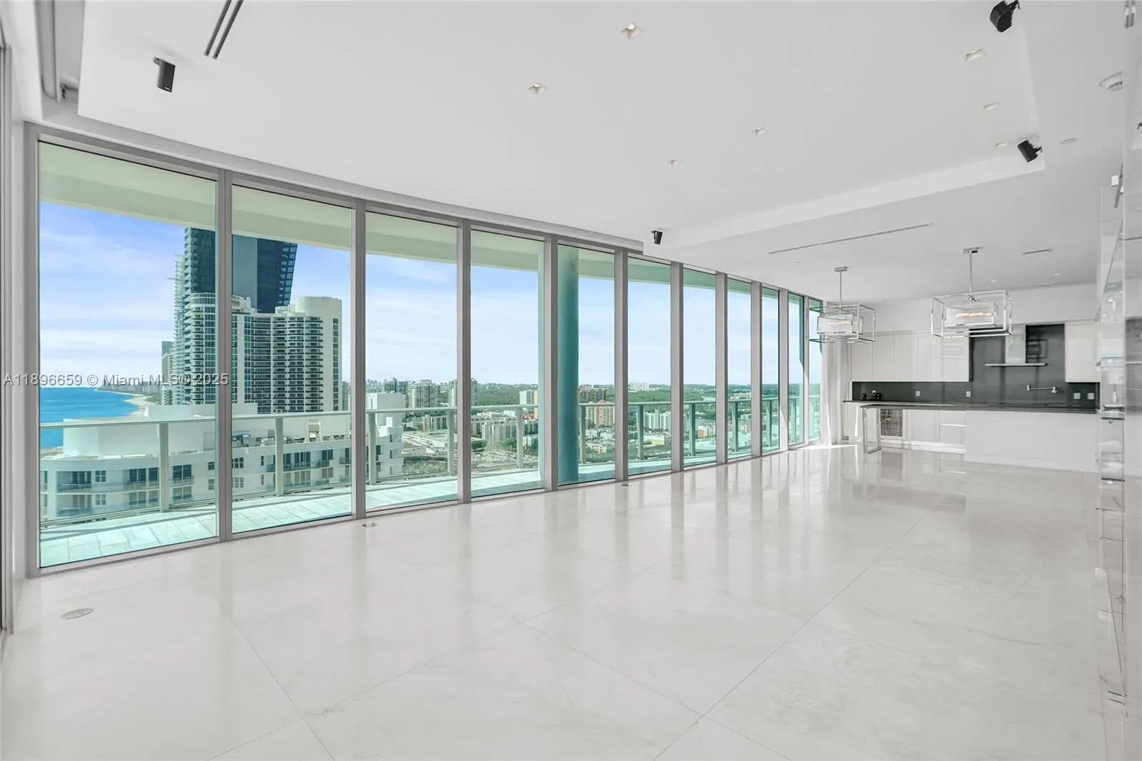 17475 Collins Ave, #2302