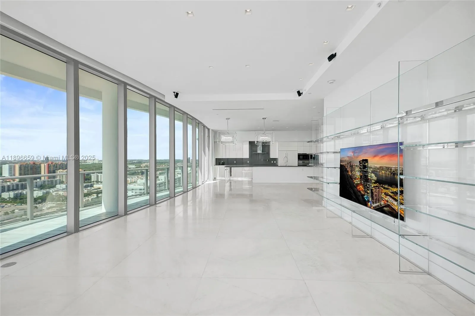 17475 Collins Ave, #2302