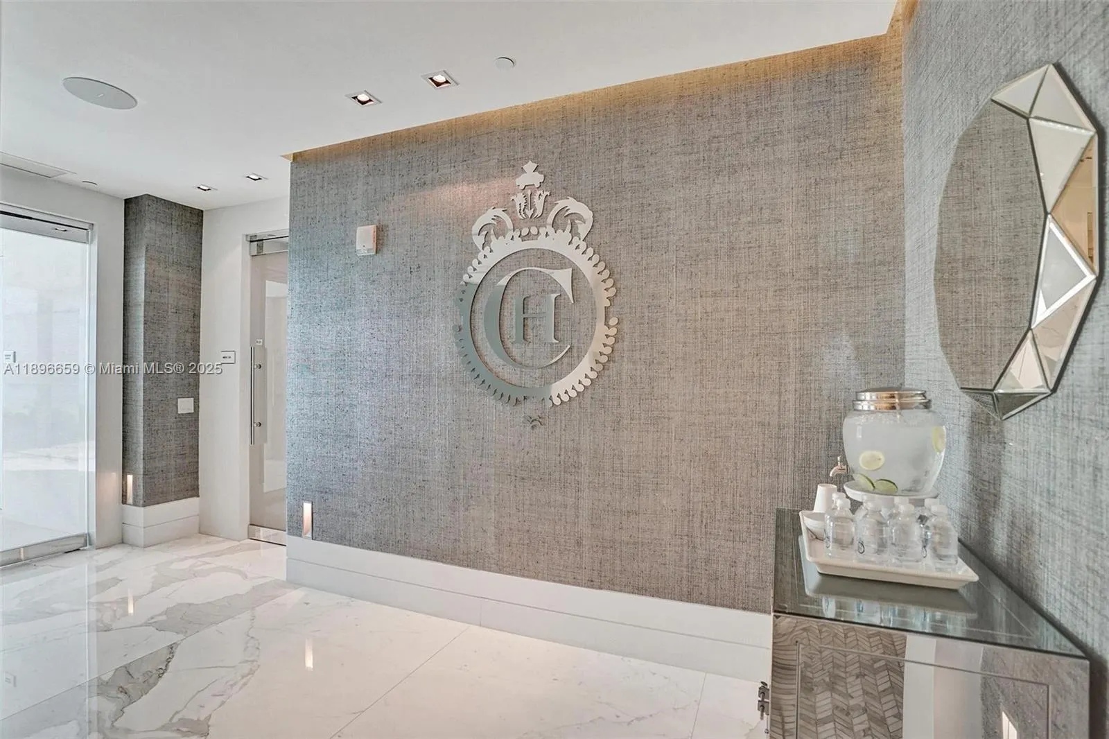 17475 Collins Ave, #2302