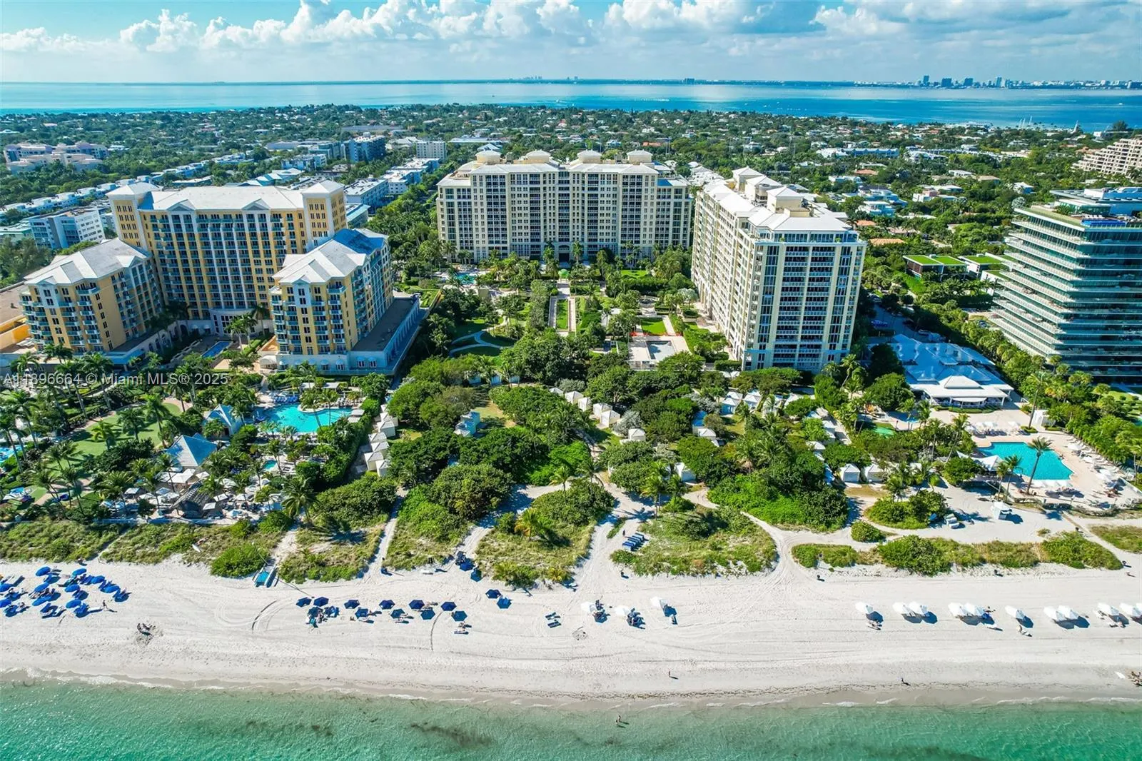 445 Grand Bay Dr, #1001