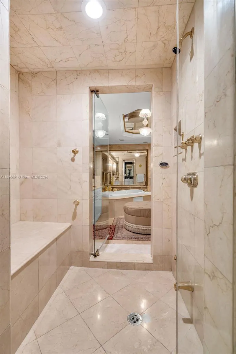 445 Grand Bay Dr, #1001