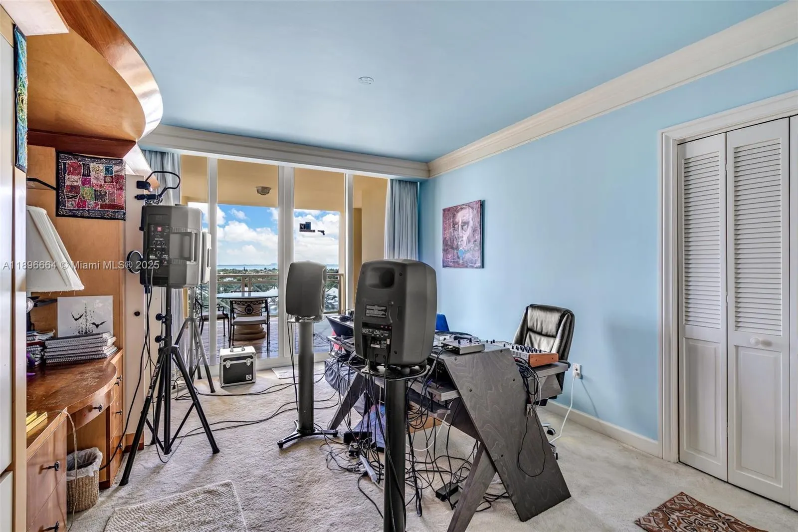 445 Grand Bay Dr, #1001