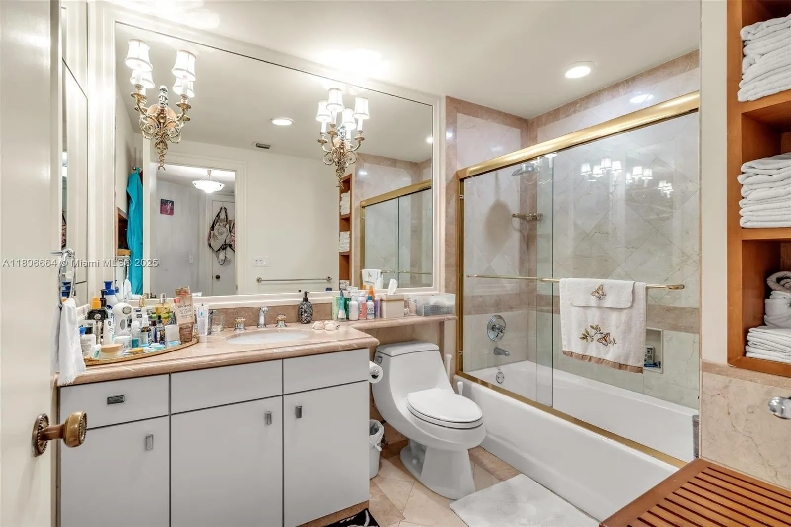 445 Grand Bay Dr, #1001