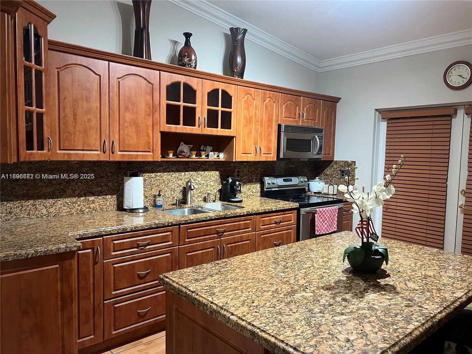 7667 NW 182nd Ln, #805