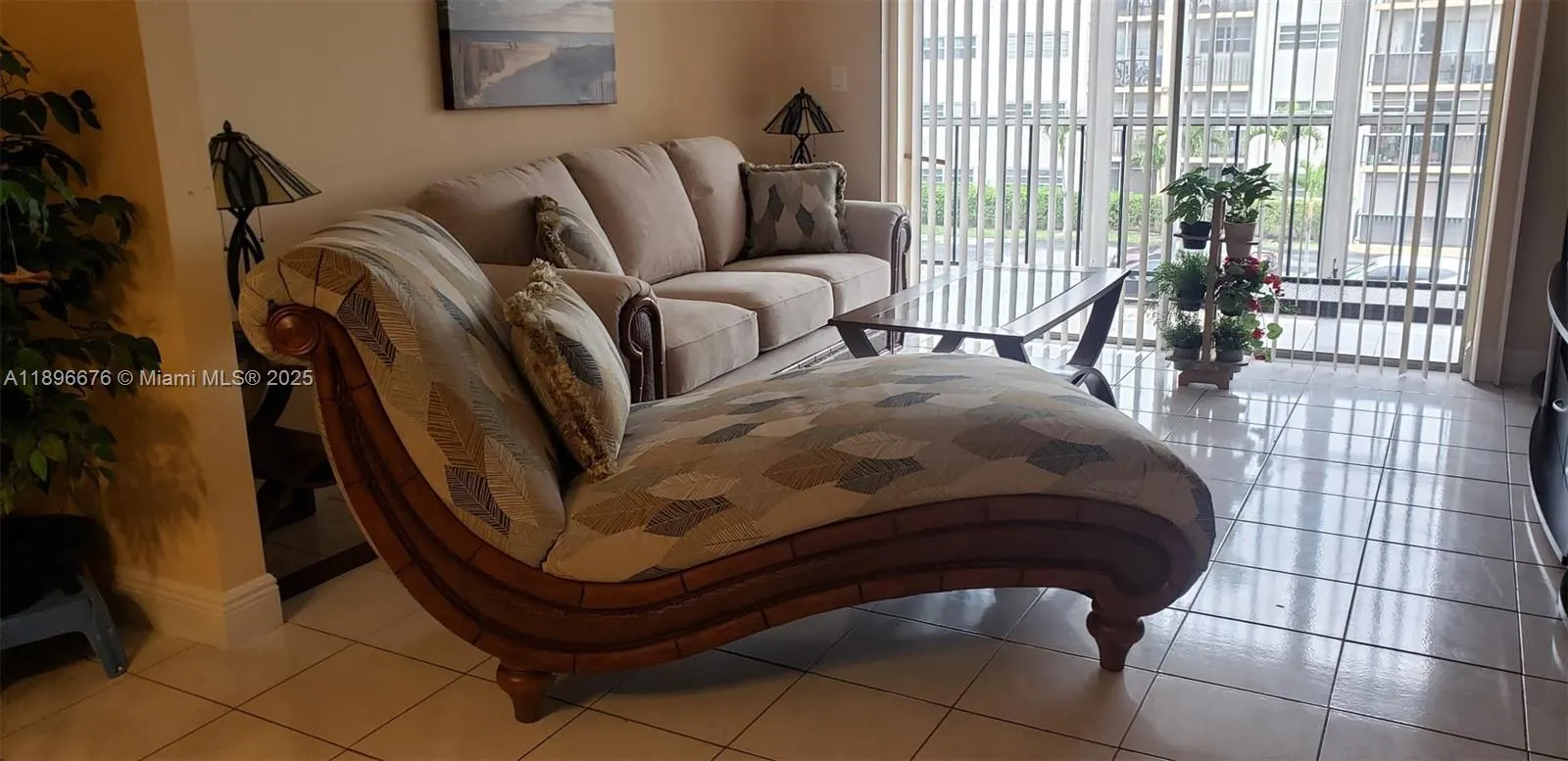 220 SW 9th Ave, #301