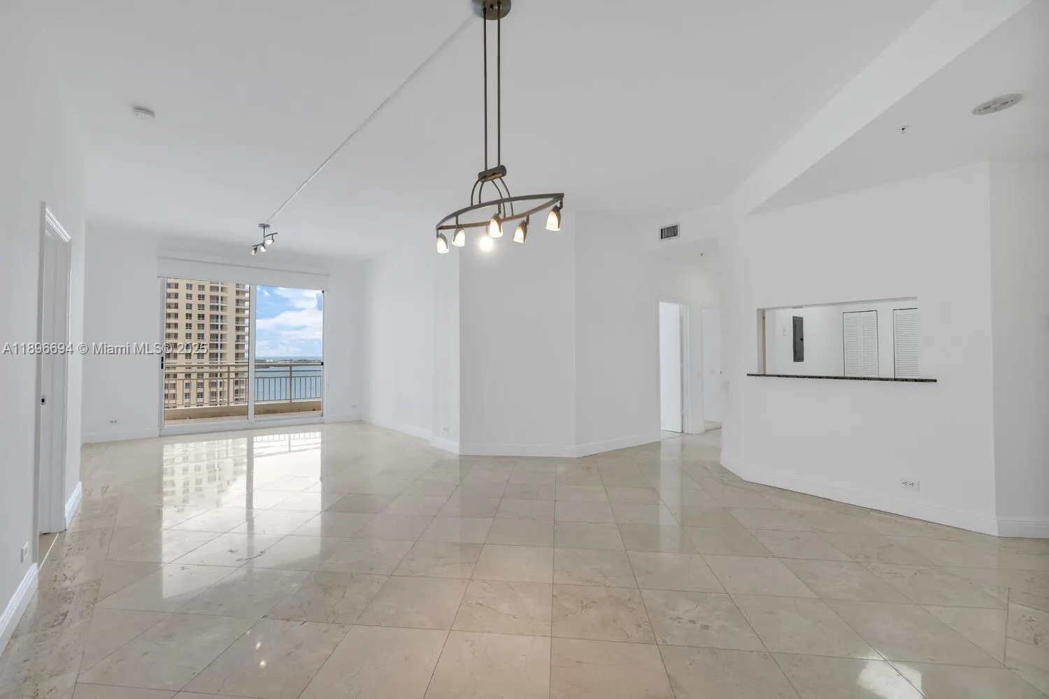 888 Brickell Key Dr, #2607