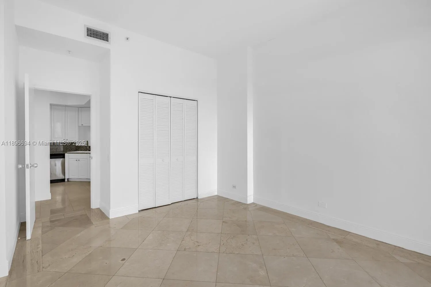 888 Brickell Key Dr, #2607