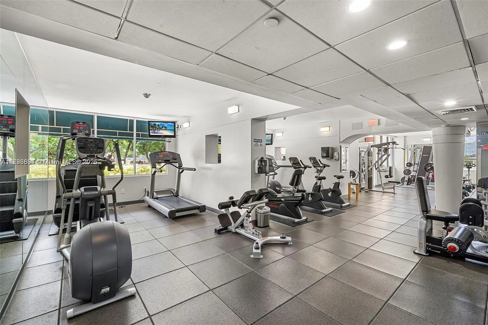 888 Brickell Key Dr, #2607