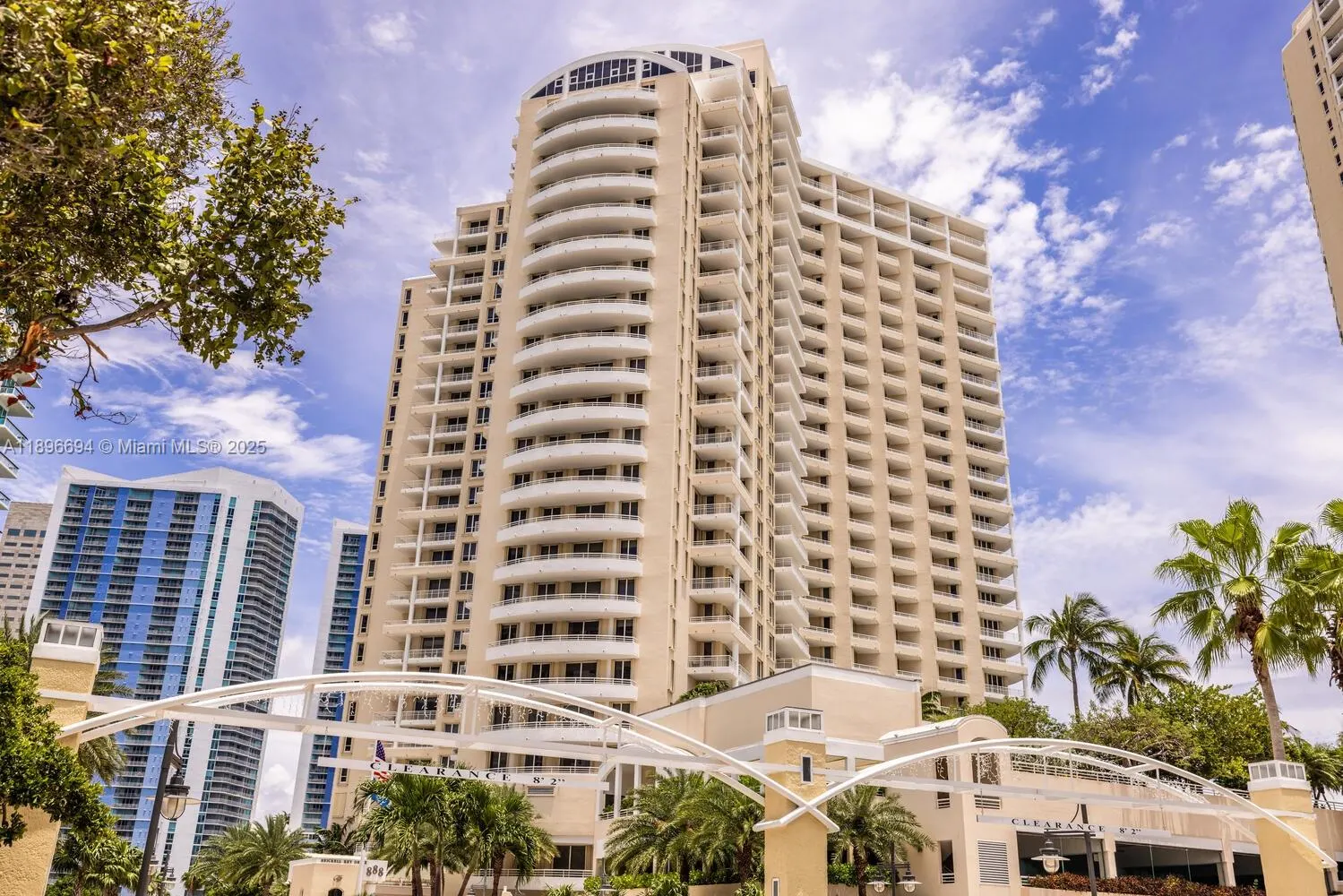888 Brickell Key Dr, #2607