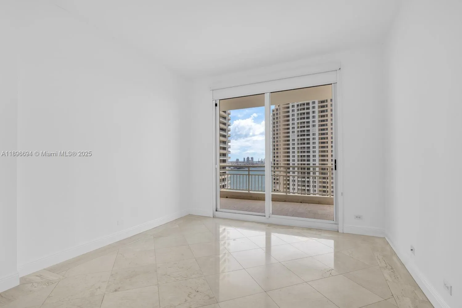 888 Brickell Key Dr, #2607
