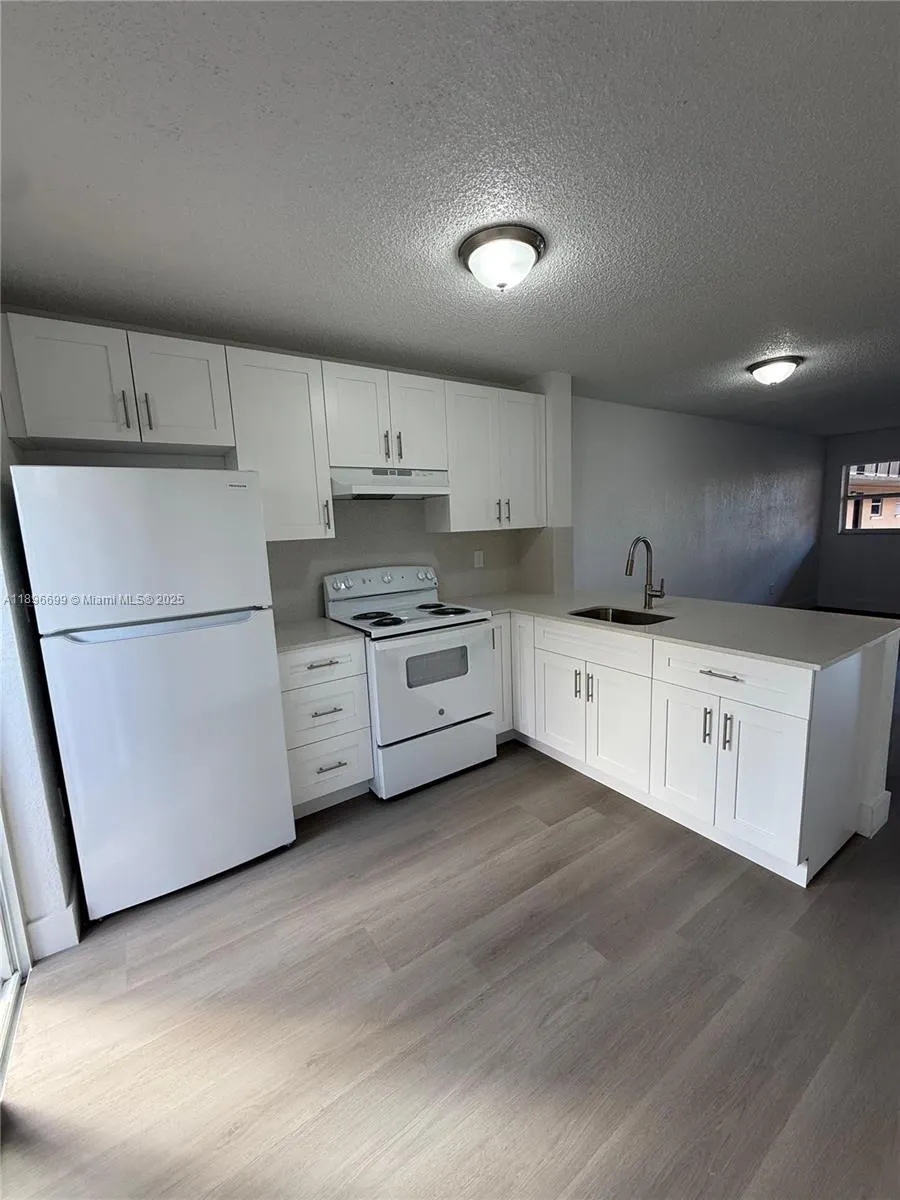 5425 W 24th Ave, #16