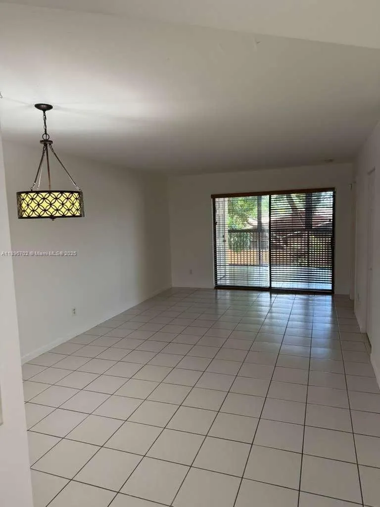 3410 Foxcroft Rd, #205