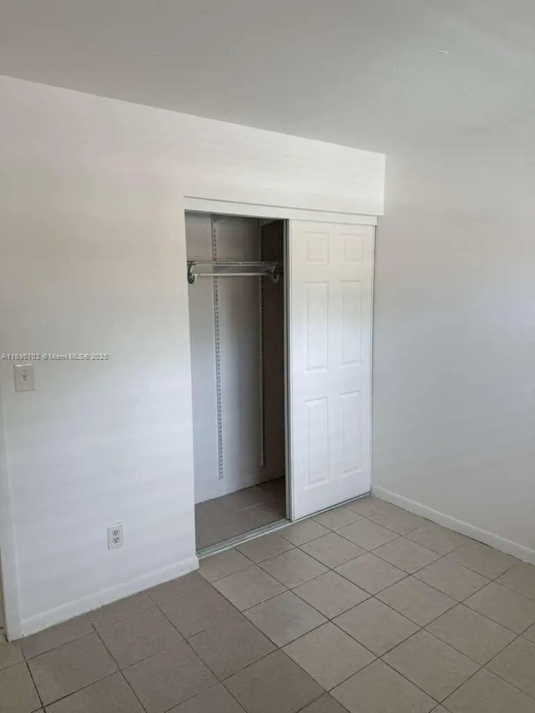 3410 Foxcroft Rd, #205