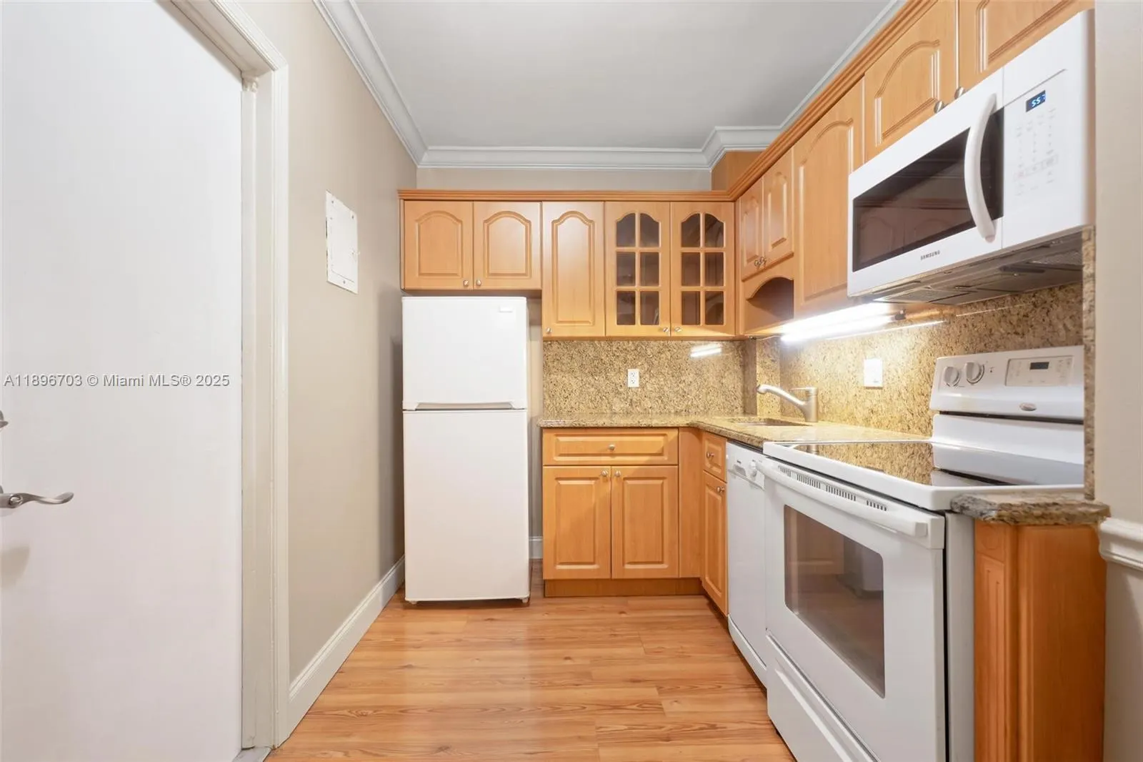 2424 SE 17th Cswy, #207B