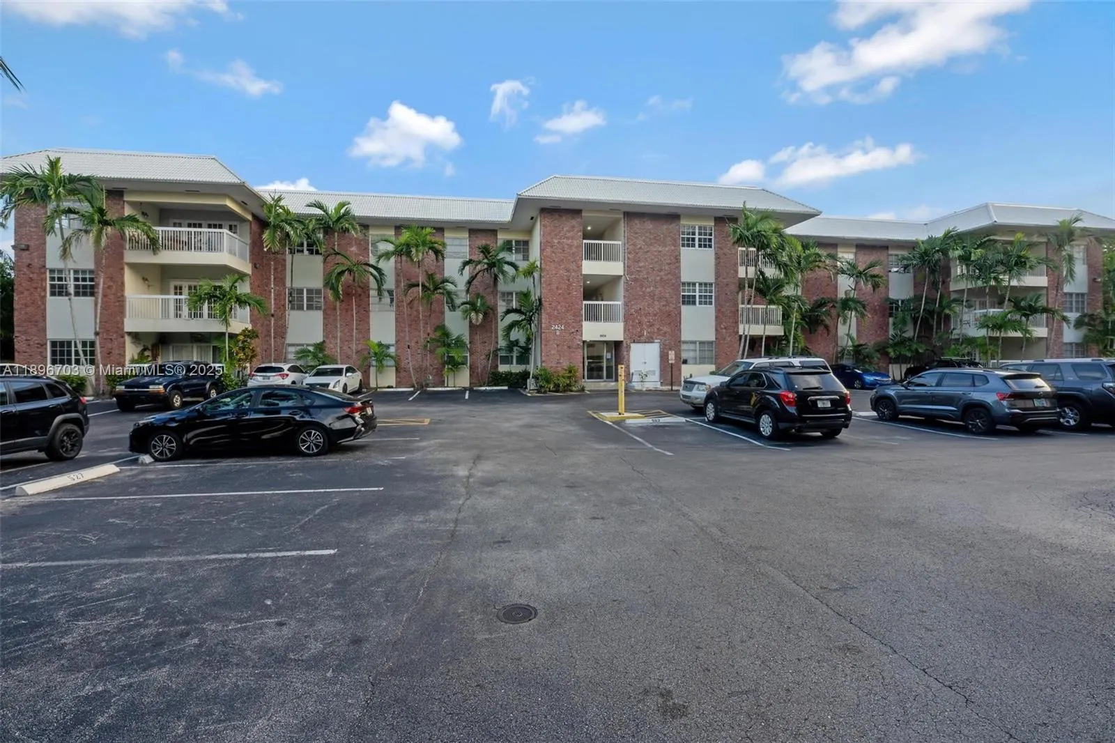 2424 SE 17th Cswy, #207B