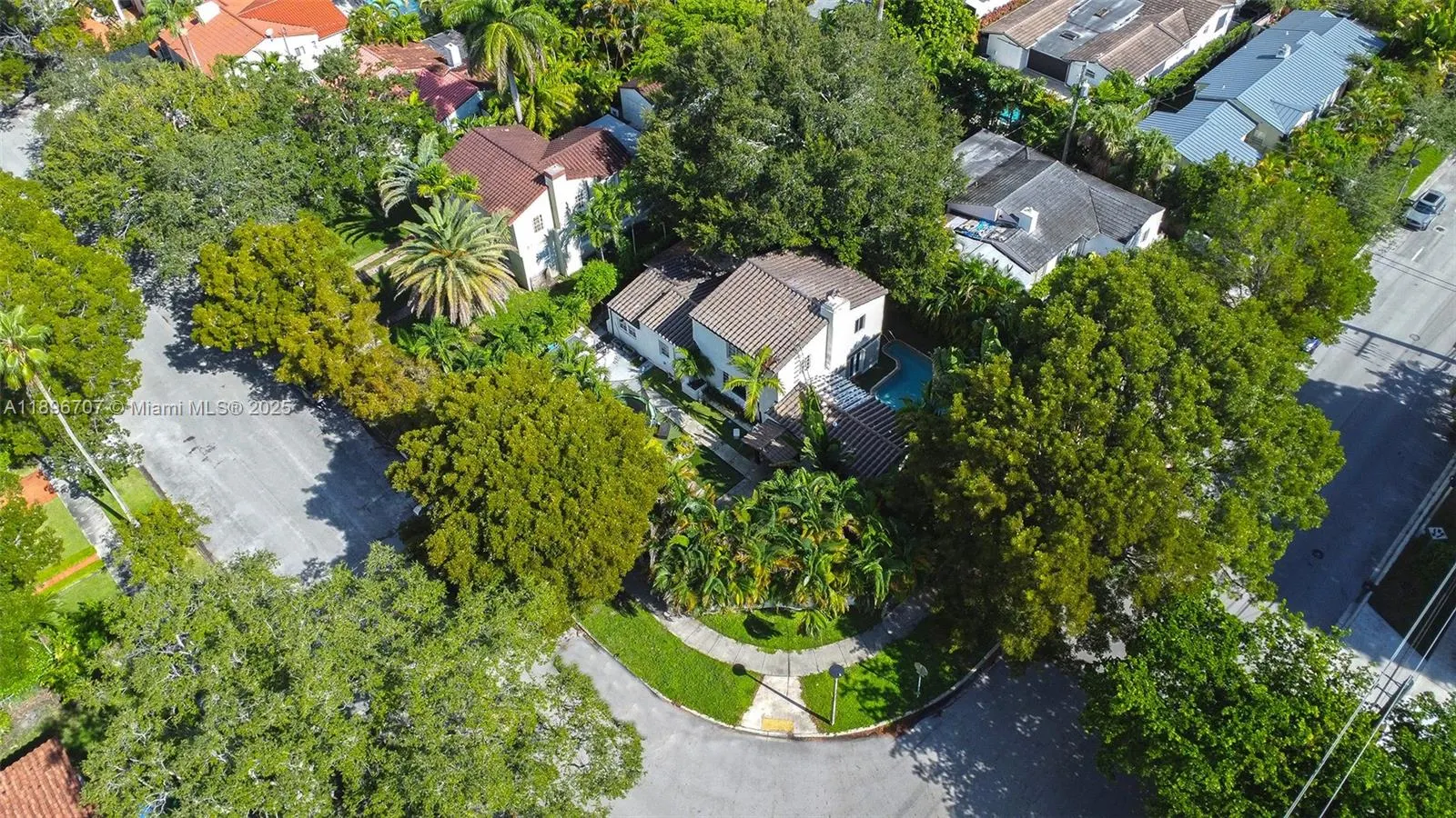 401 SW 28th Rd