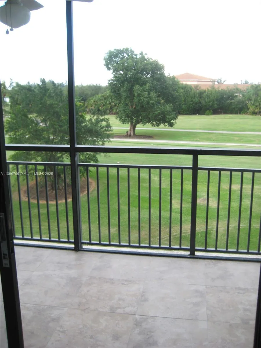16051 Blatt Blvd, #310