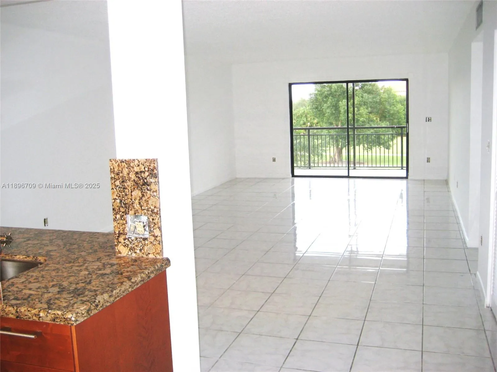 16051 Blatt Blvd, #310