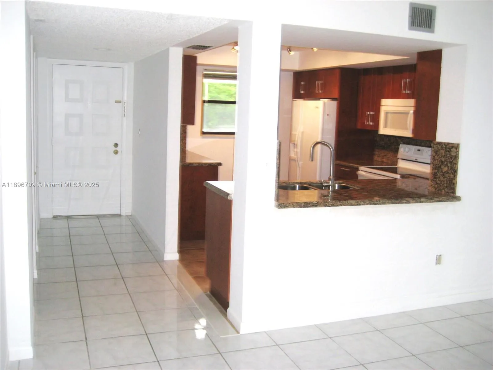 16051 Blatt Blvd, #310