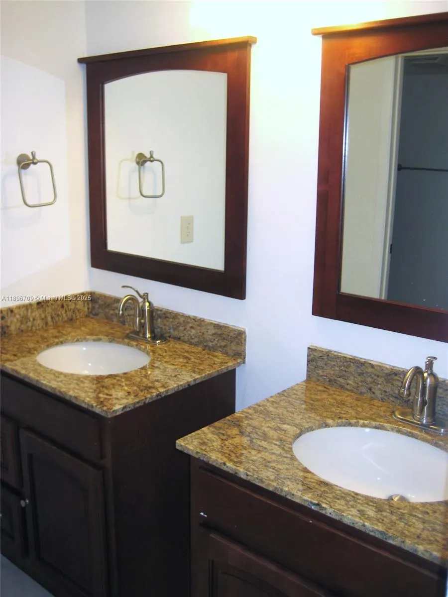 16051 Blatt Blvd, #310