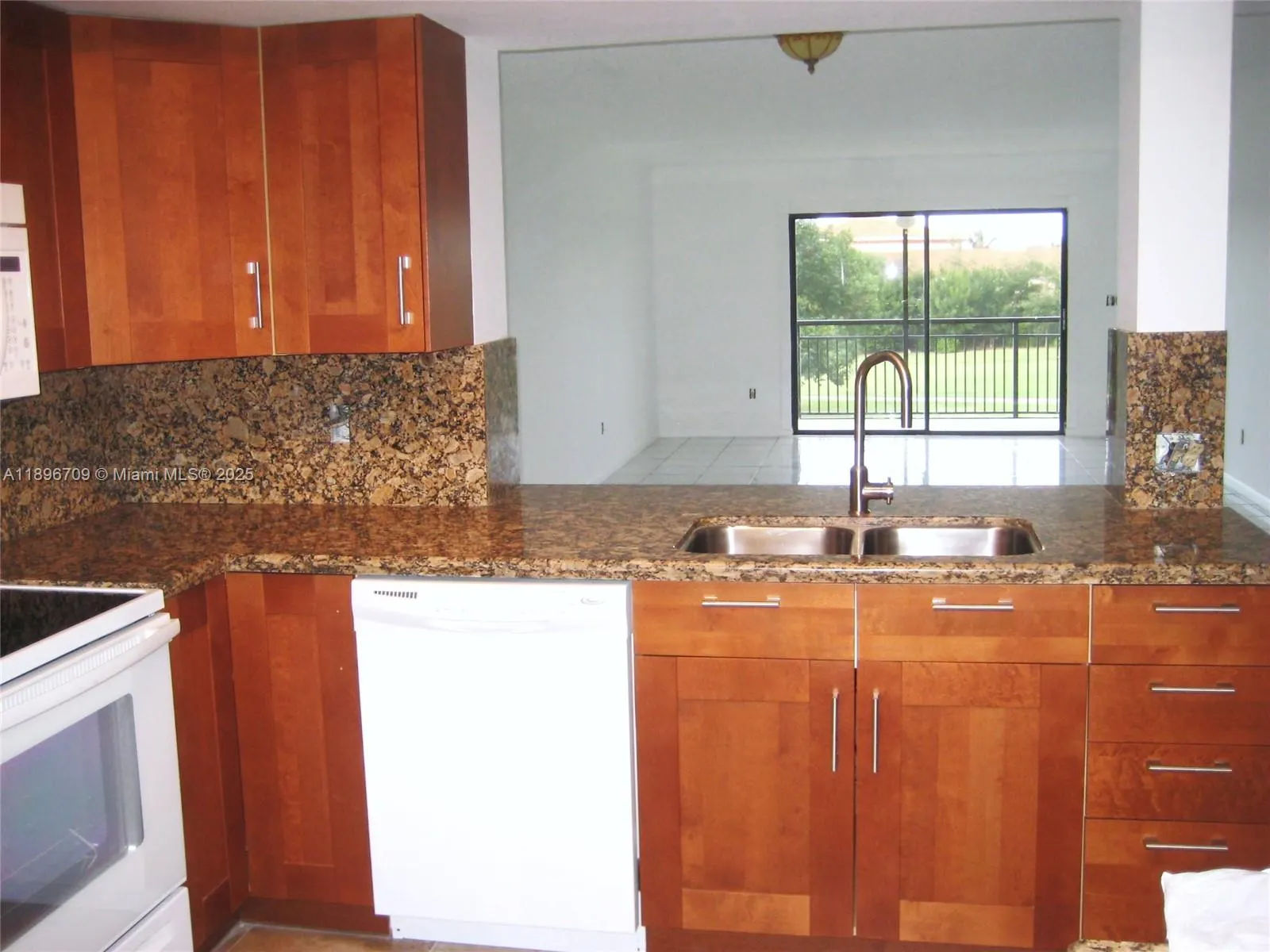 16051 Blatt Blvd, #310