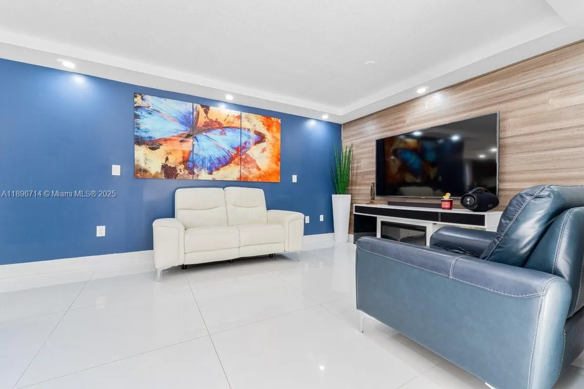 9035 SW 156th Ct, #0