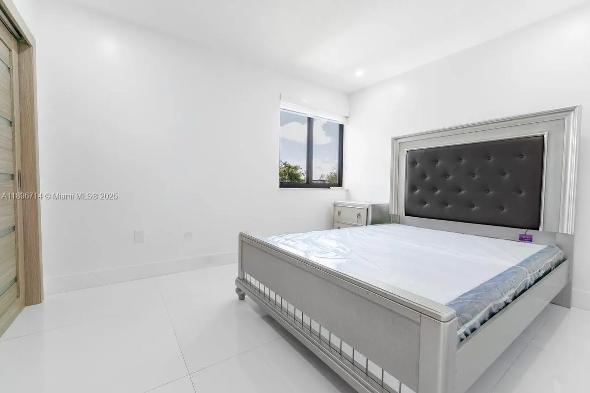 9035 SW 156th Ct, #0