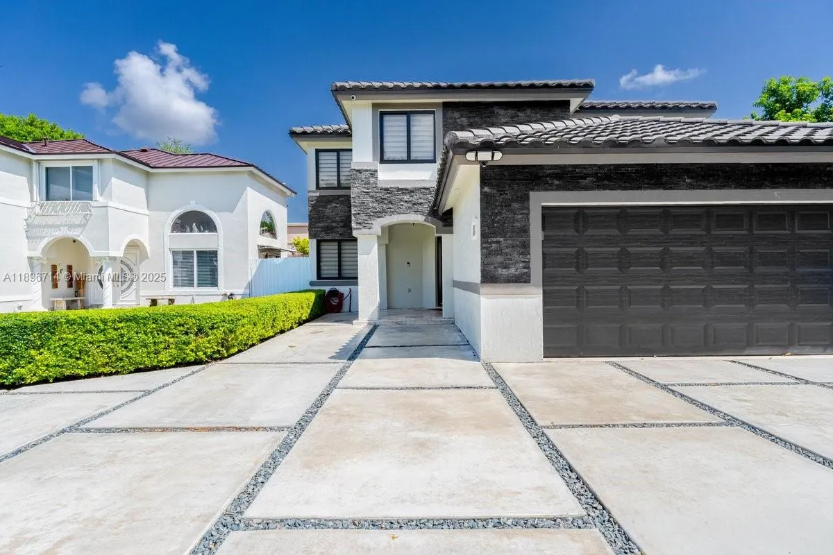 9035 SW 156th Ct, #0