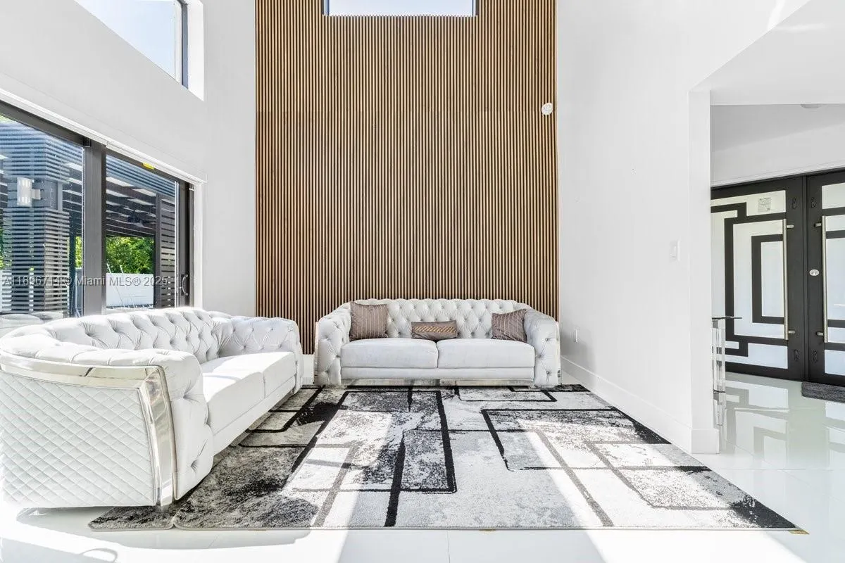 9035 SW 156th Ct, #0