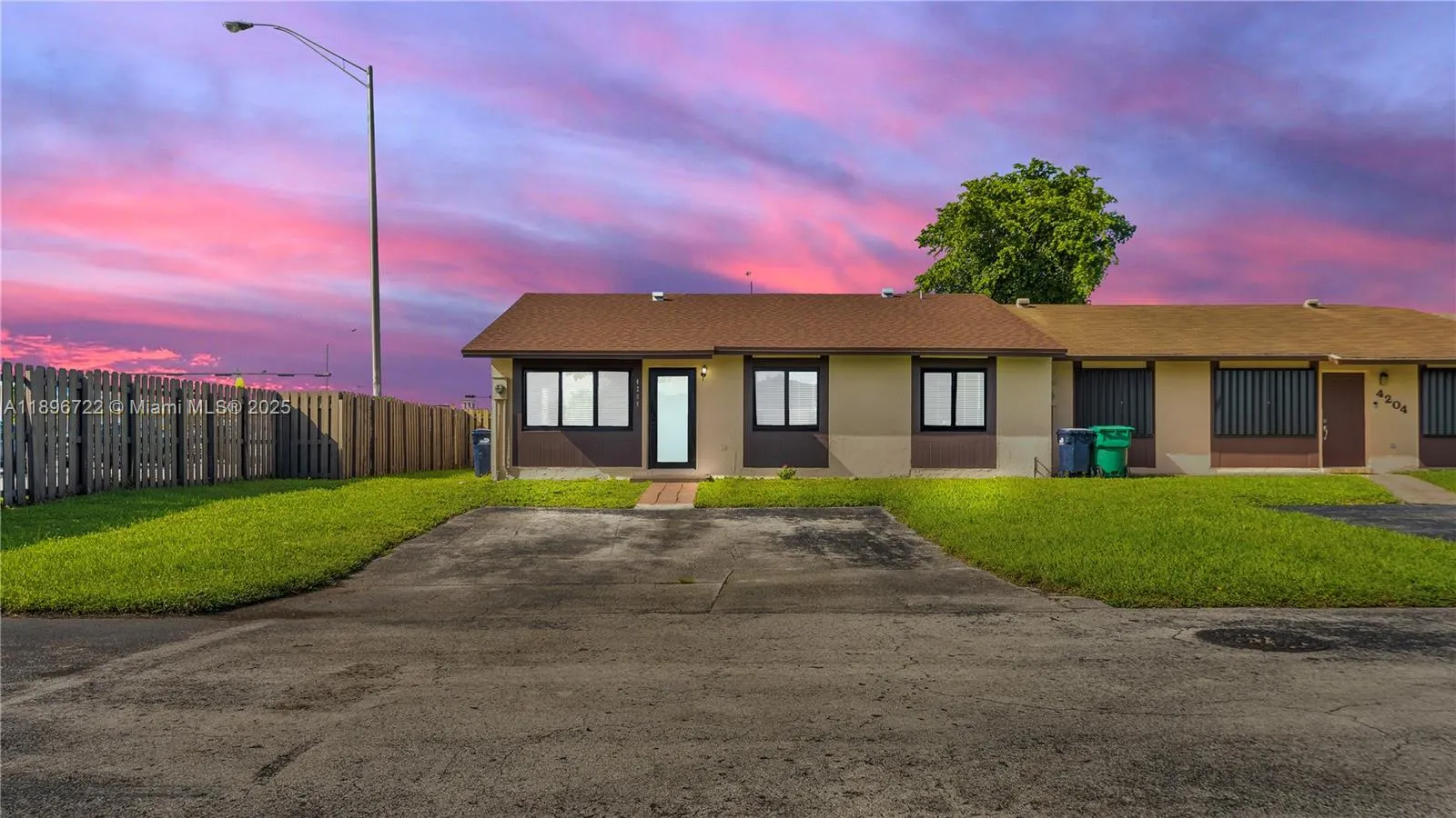 4208 SW 136th Pl