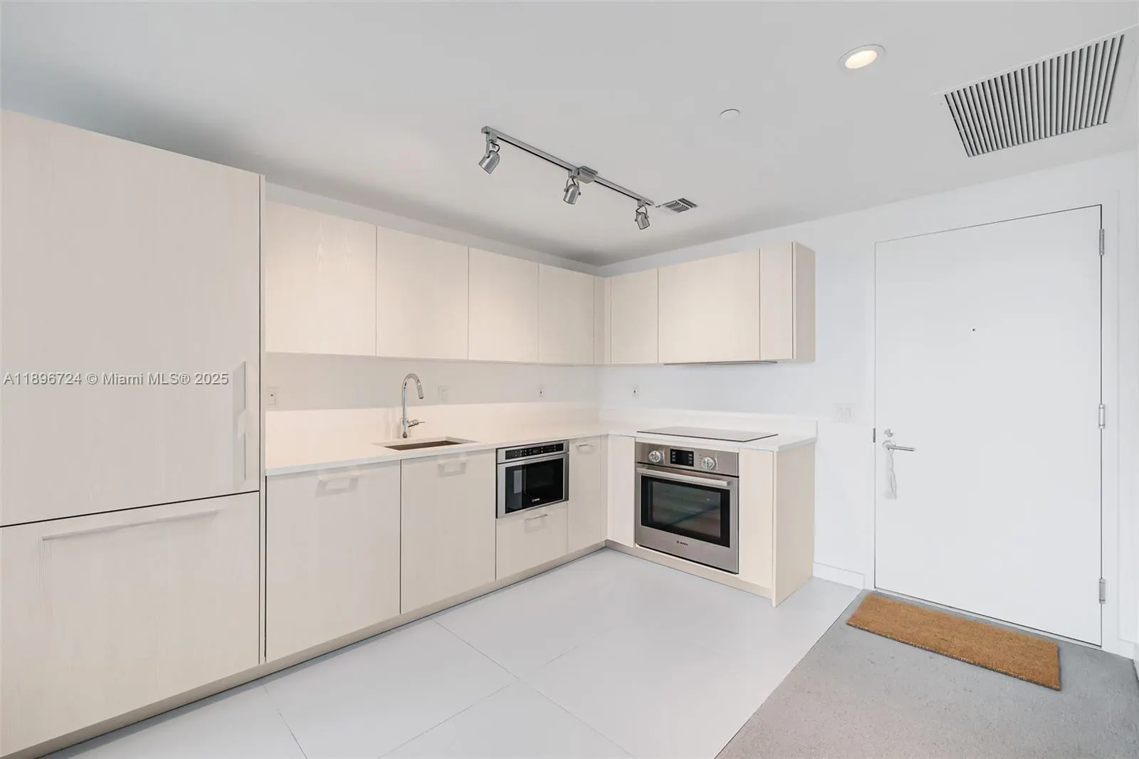 501 NE 31st St, #1509