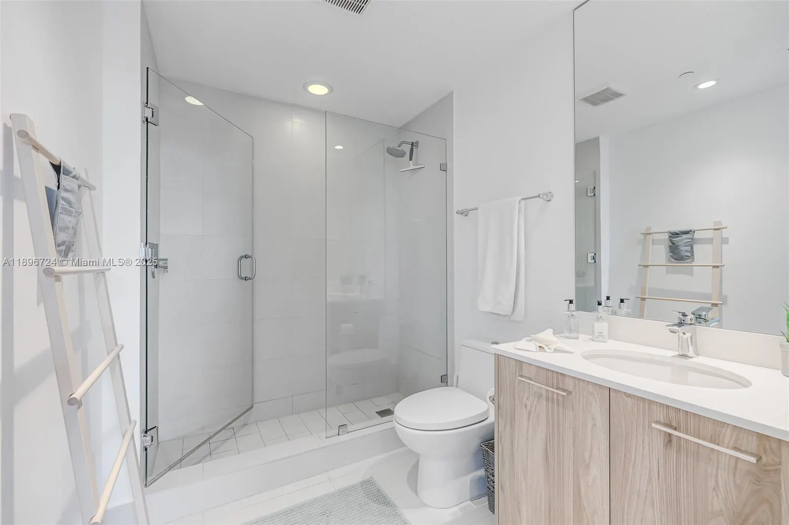 501 NE 31st St, #1509
