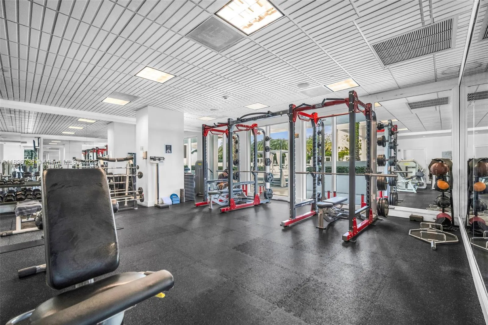 3201 NE 183rd St, #1806