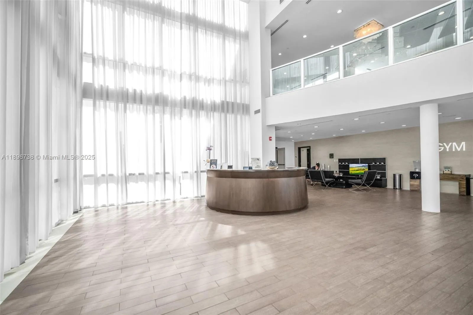 3201 NE 183rd St, #1806