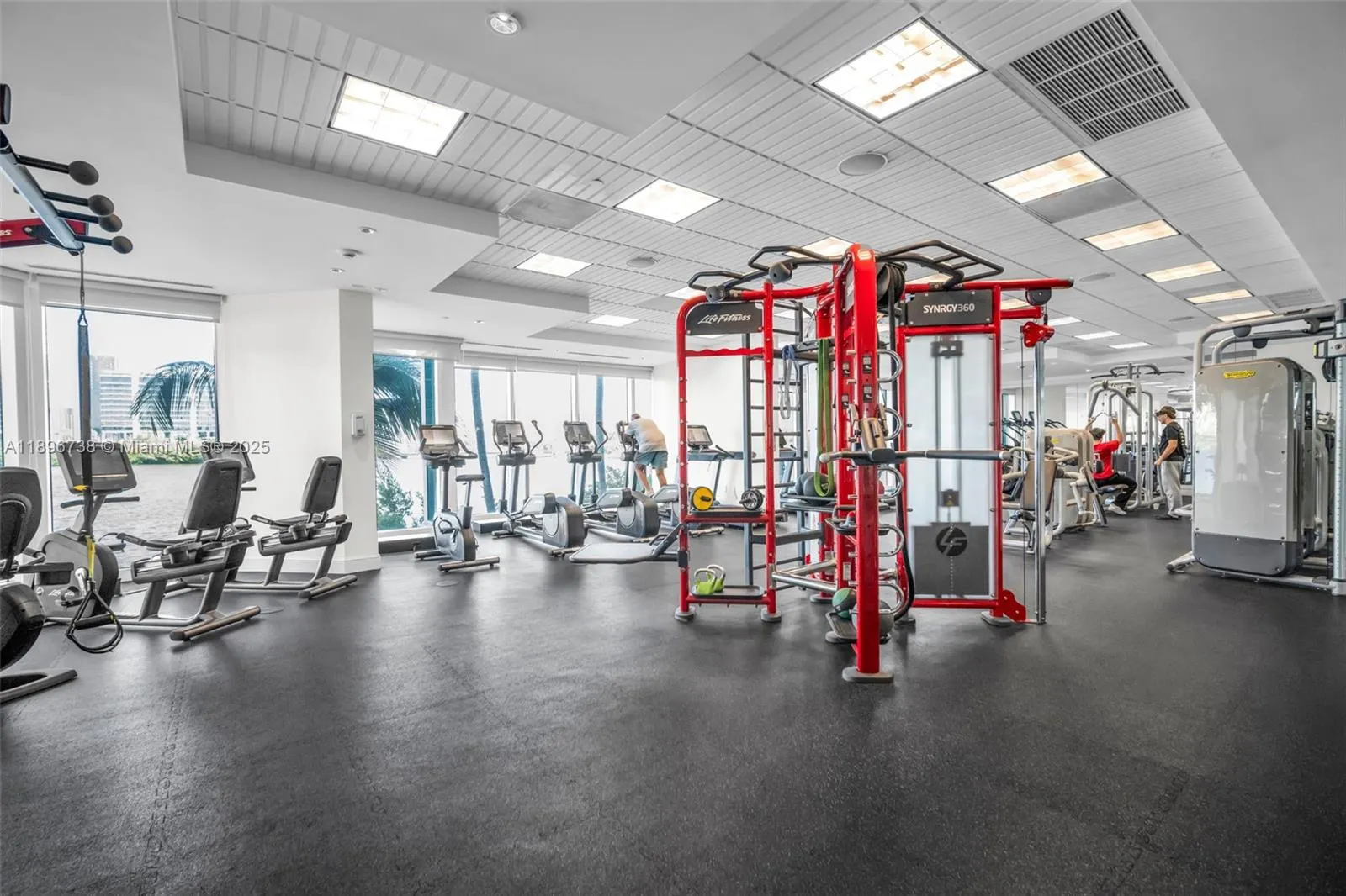 3201 NE 183rd St, #1806