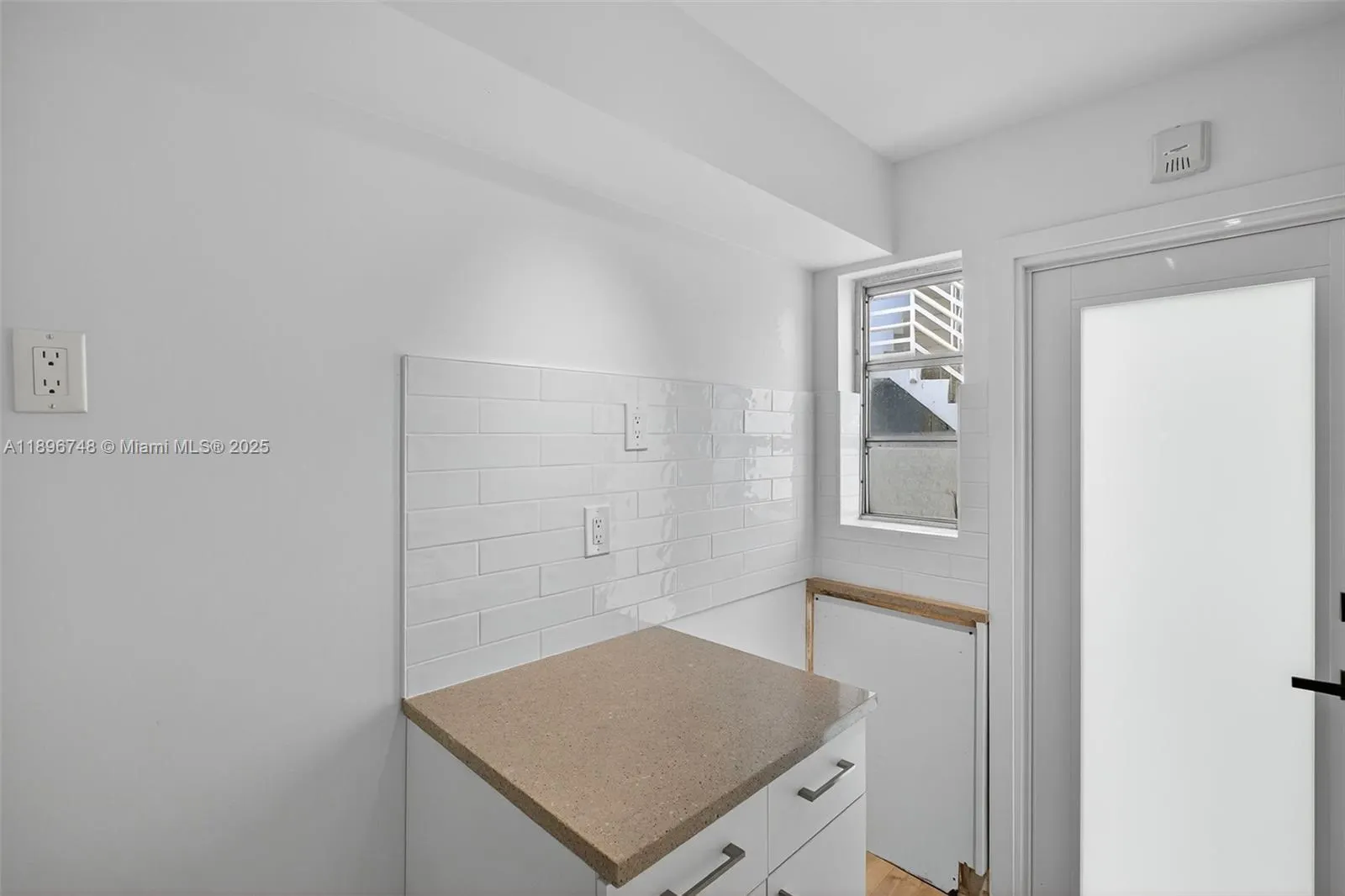 1334 Euclid Ave, #4