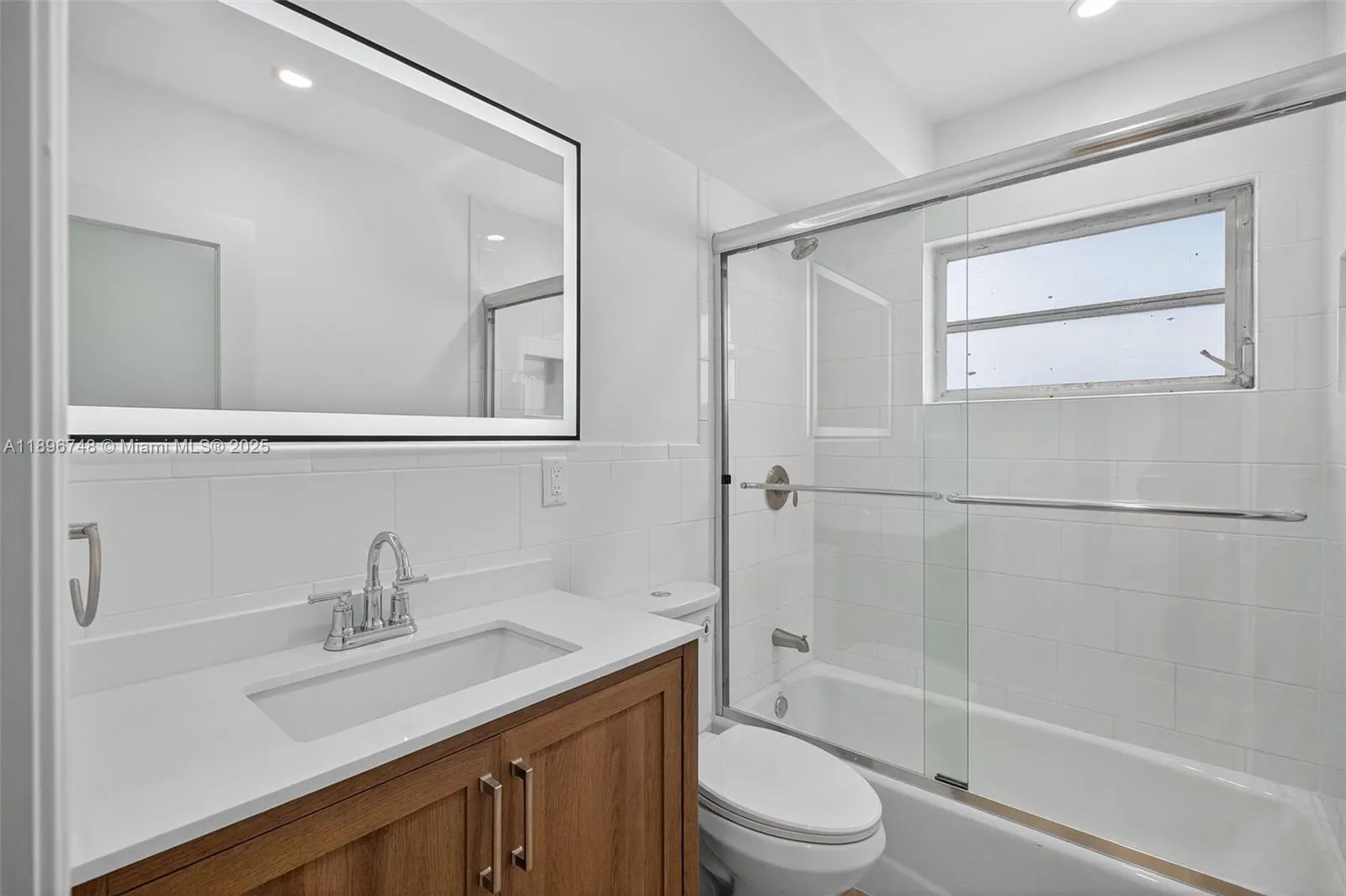 1334 Euclid Ave, #4
