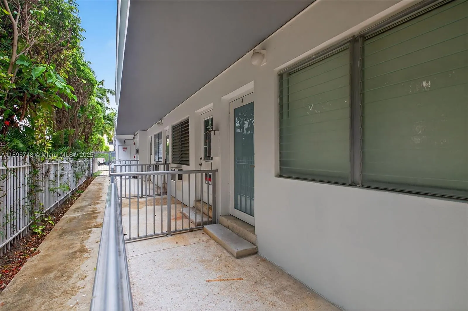 1334 Euclid Ave, #4