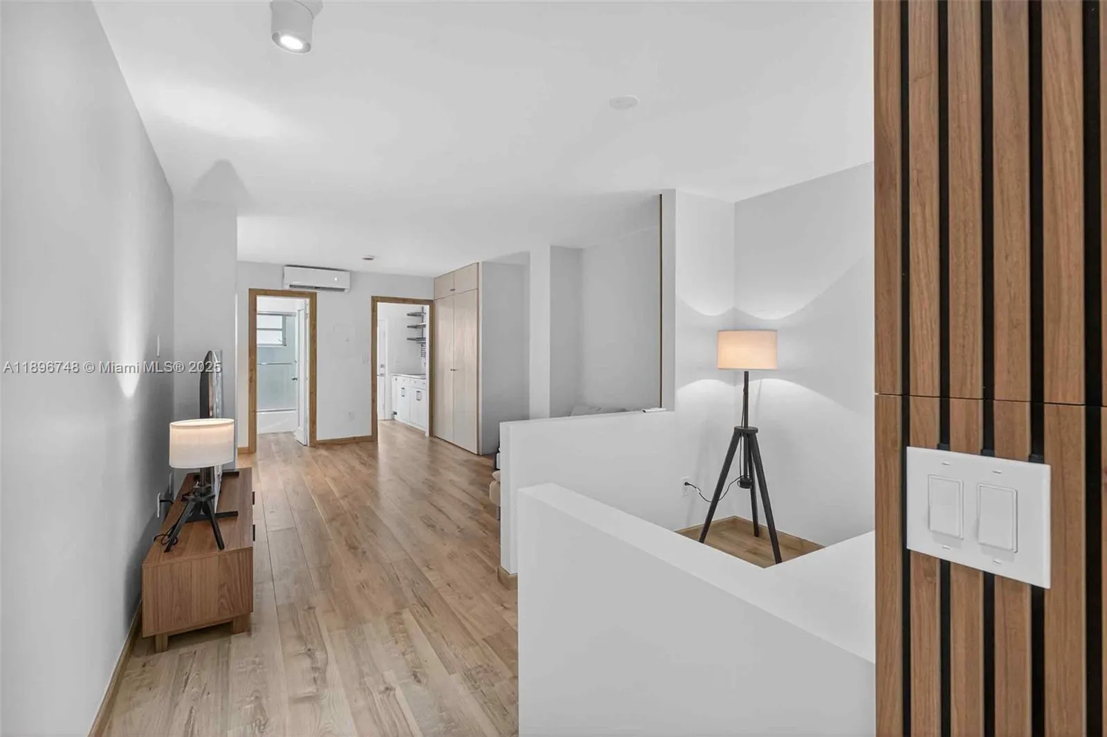 1334 Euclid Ave, #4