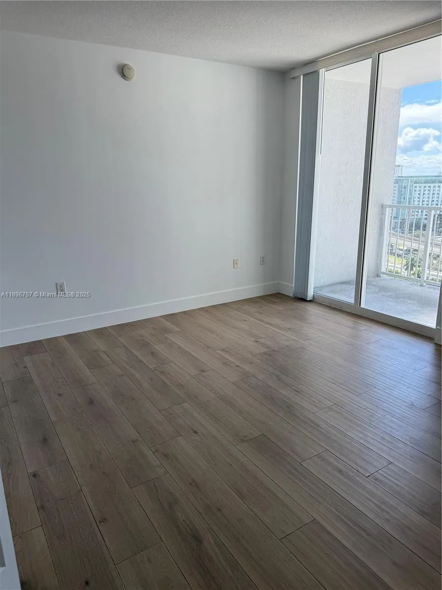 1250 S Miami Ave, #1407